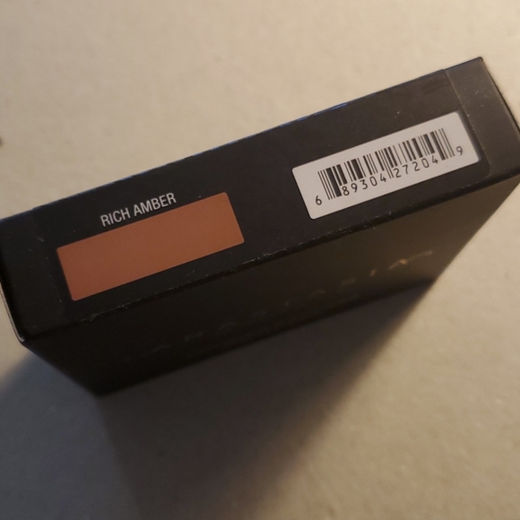 Powder Bronzer - Picture 3 of 4